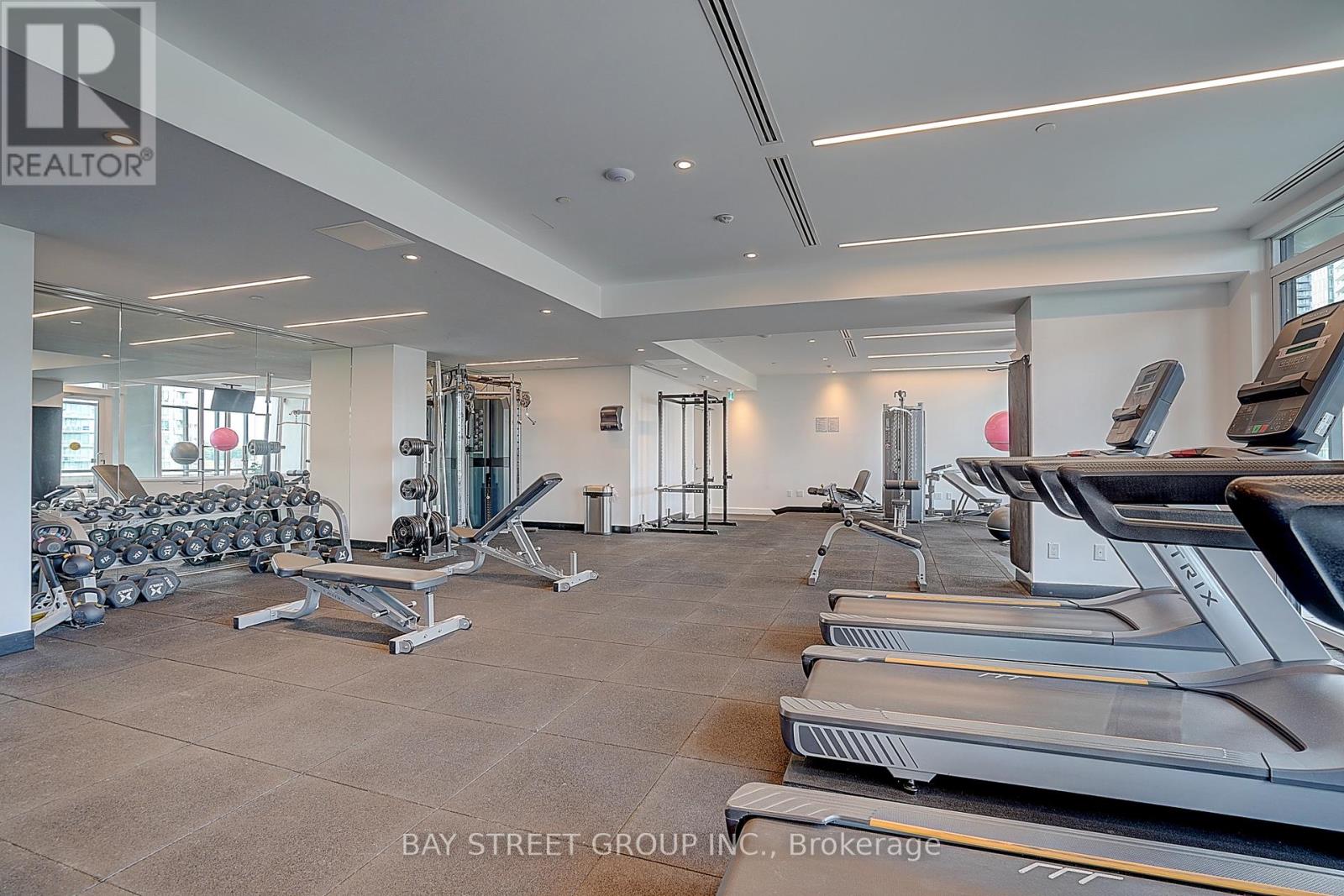 3805 - 1926 Lake Shore Boulevard W, Toronto, Ontario  M6S 1A2 - Photo 39 - W12477556