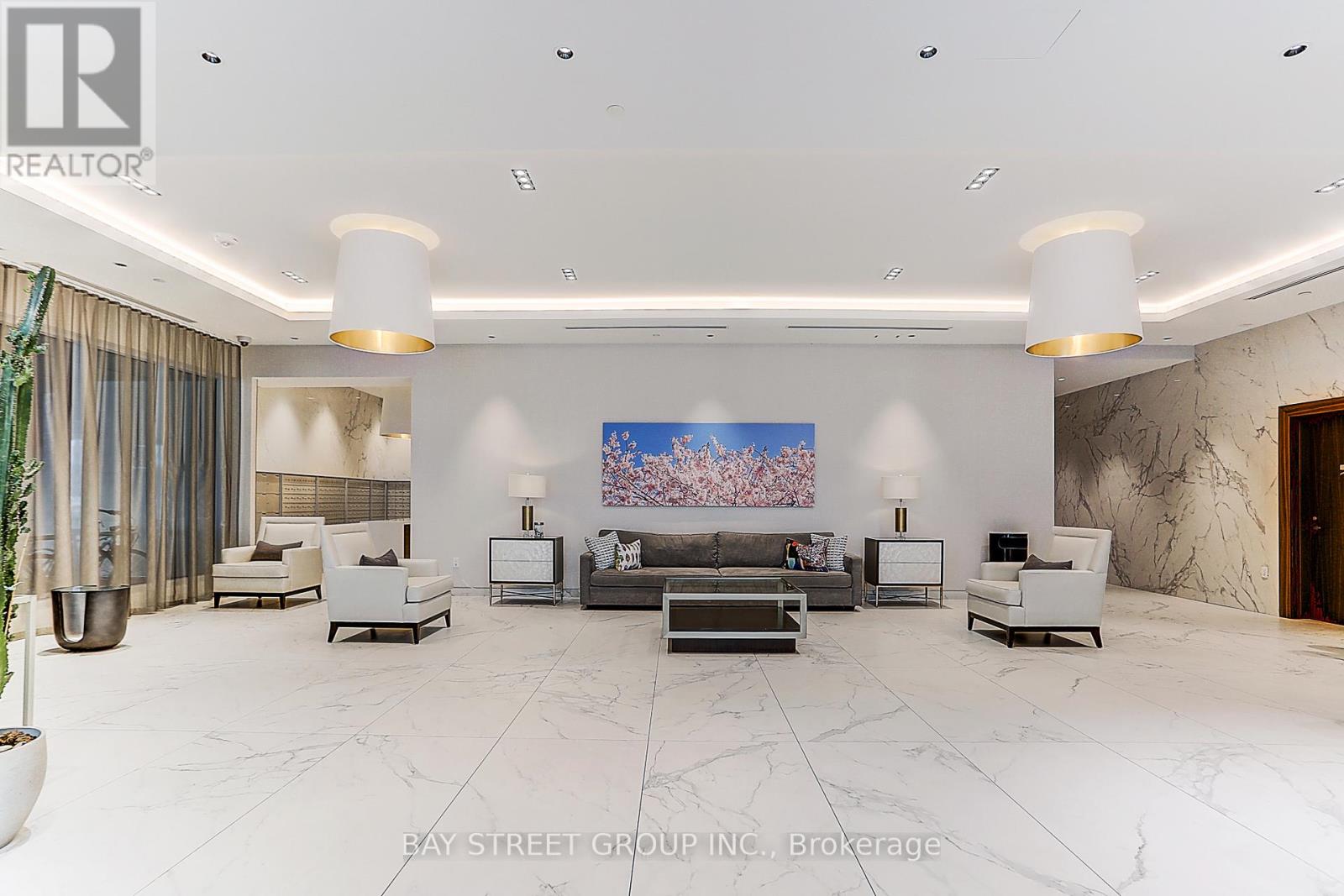 3805 - 1926 Lake Shore Boulevard W, Toronto, Ontario  M6S 1A2 - Photo 4 - W12477556