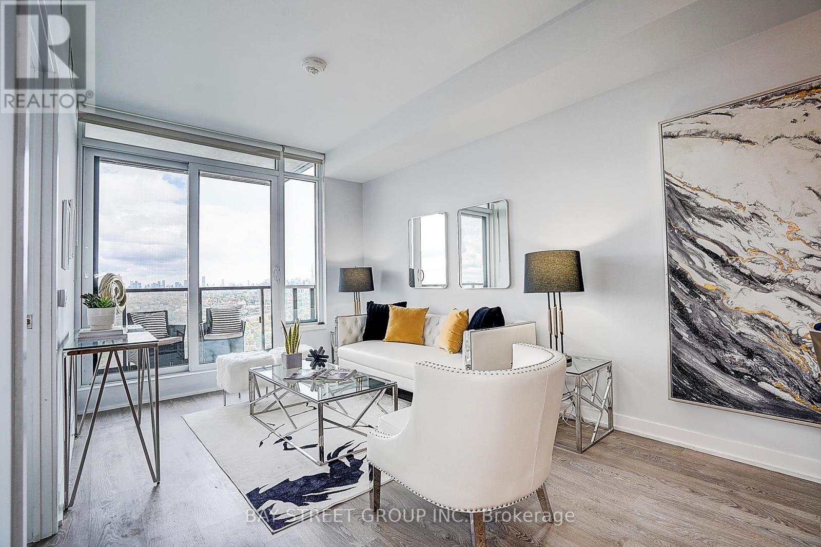 3805 - 1926 Lake Shore Boulevard W, Toronto, Ontario  M6S 1A2 - Photo 9 - W12477556
