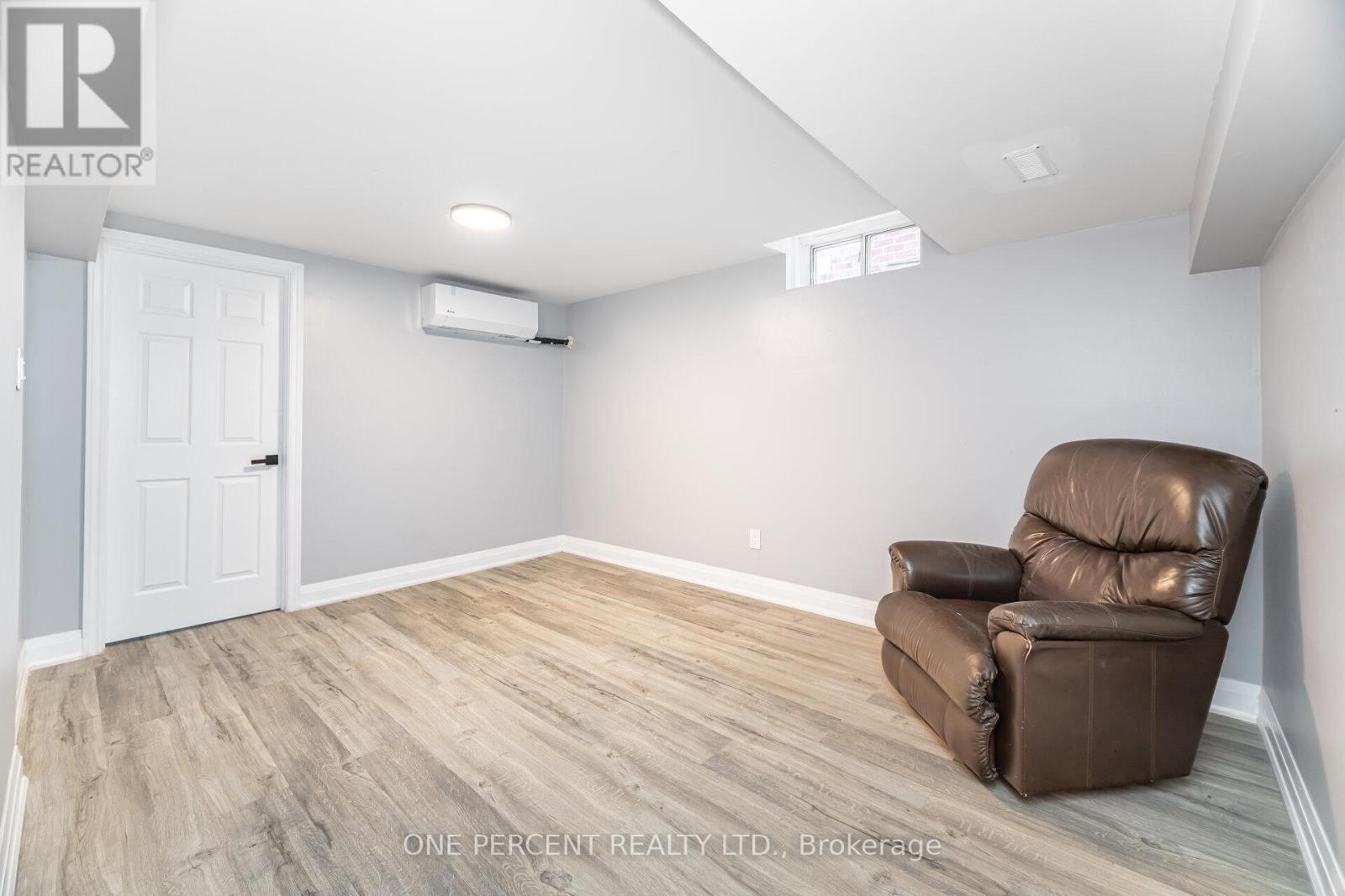 704 Bookham Crescent, Mississauga, Ontario  L4Z 1T9 - Photo 36 - W12477572