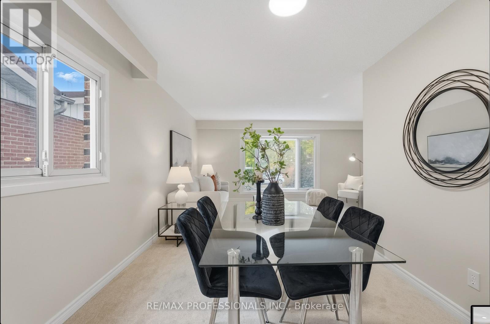 40 Claypine Trail, Brampton, Ontario  L6V 3L9 - Photo 15 - W12477573