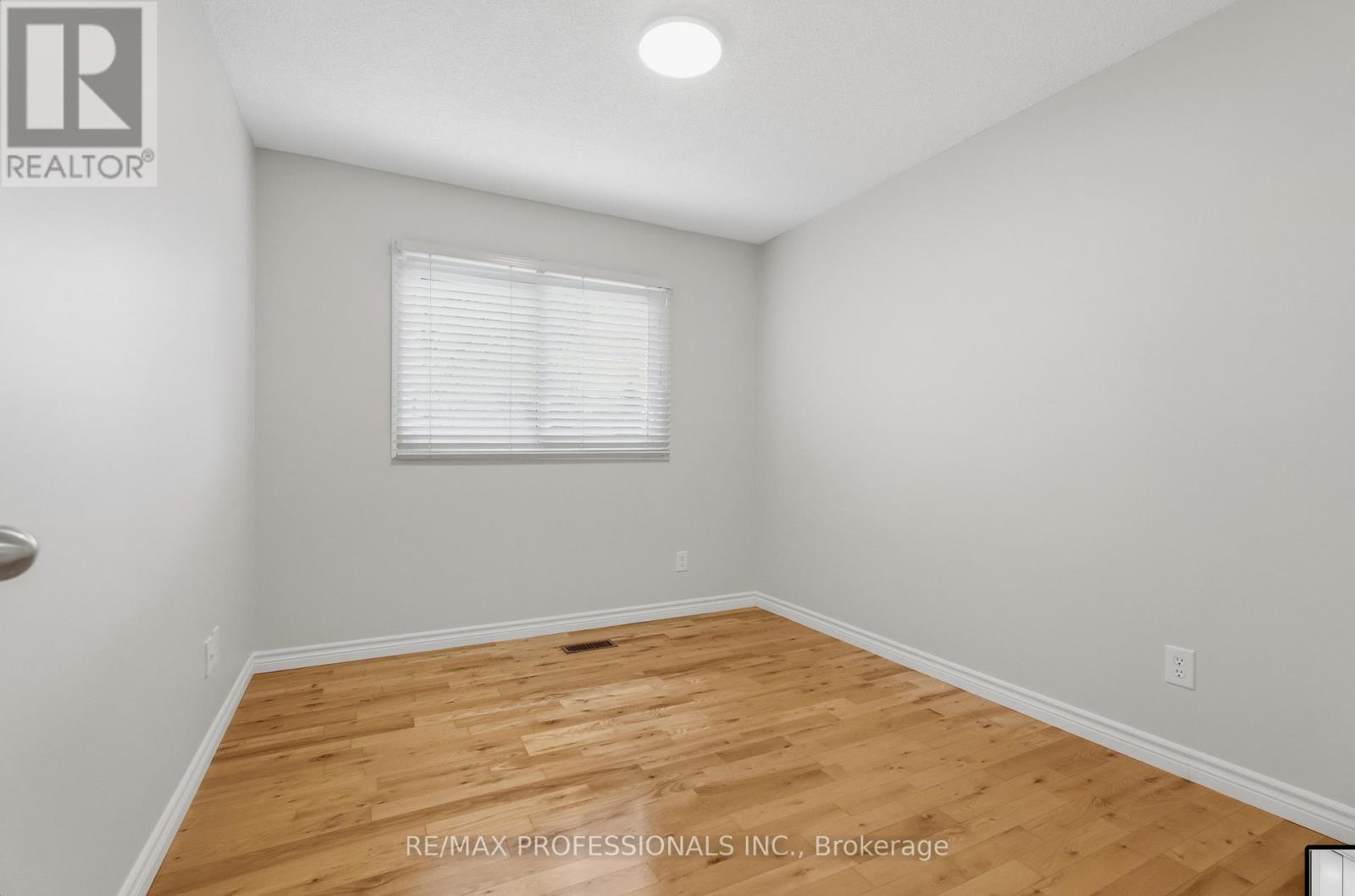 40 Claypine Trail, Brampton, Ontario  L6V 3L9 - Photo 26 - W12477573