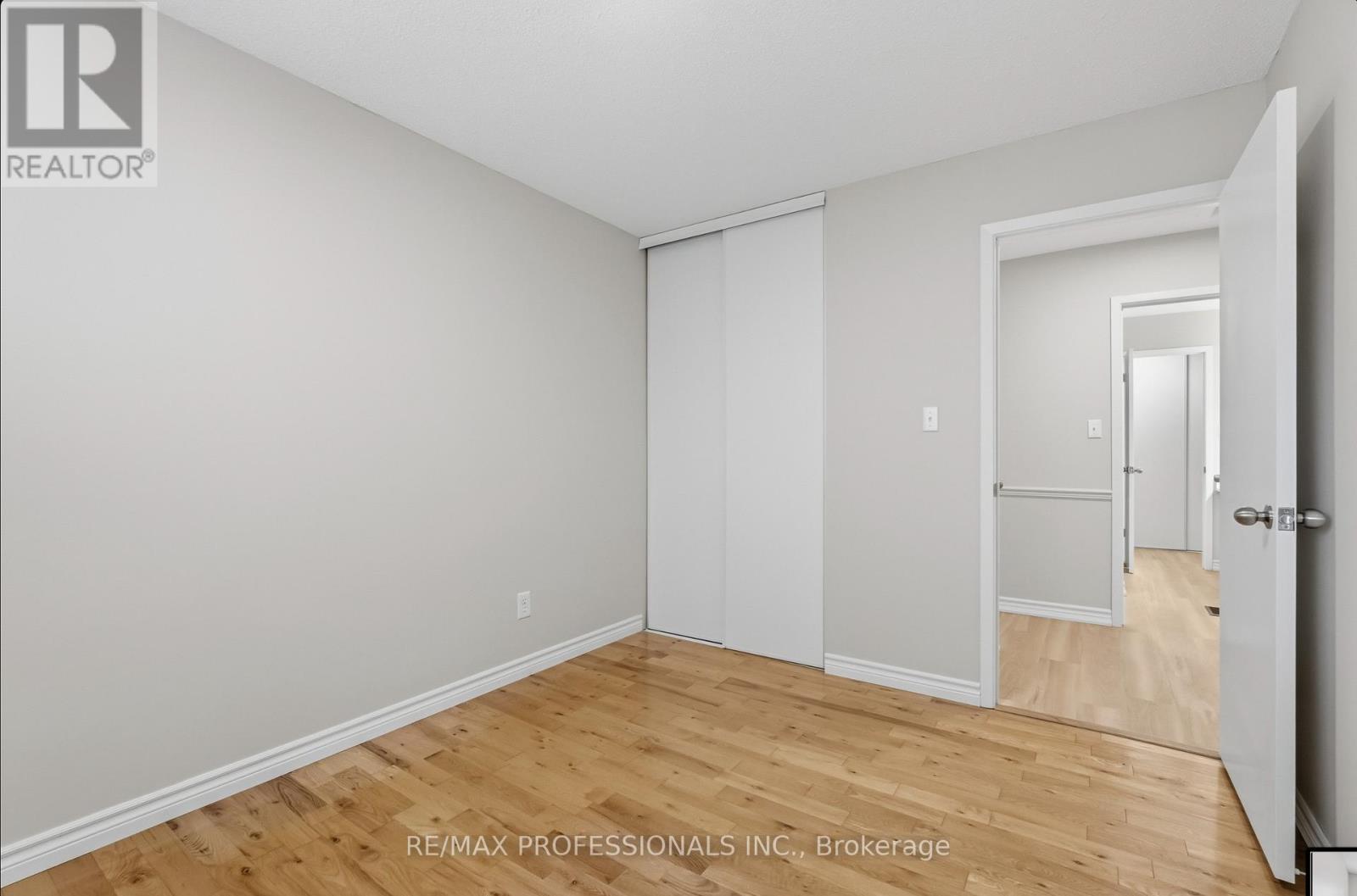 40 Claypine Trail, Brampton, Ontario  L6V 3L9 - Photo 27 - W12477573