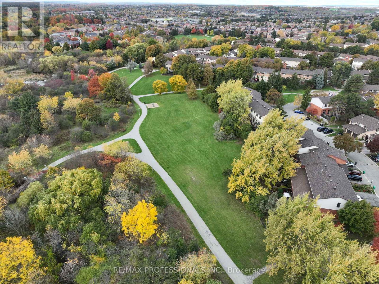 40 Claypine Trail, Brampton, Ontario  L6V 3L9 - Photo 48 - W12477573