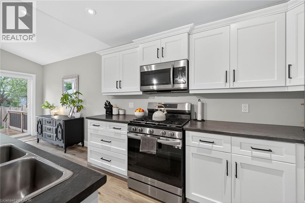 822 Main Street, Port Dover, Ontario  N0A 1N0 - Photo 12 - 40781607