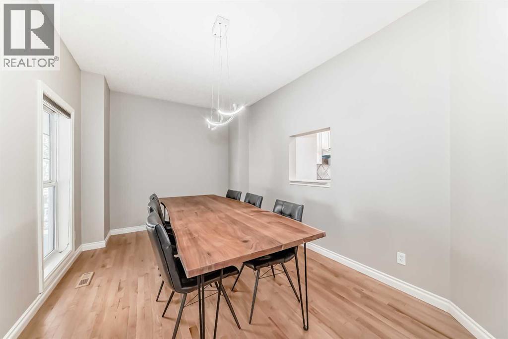 75 Cougar Ridge Heights Sw, Calgary, Alberta  T3H 4X5 - Photo 11 - A2266429