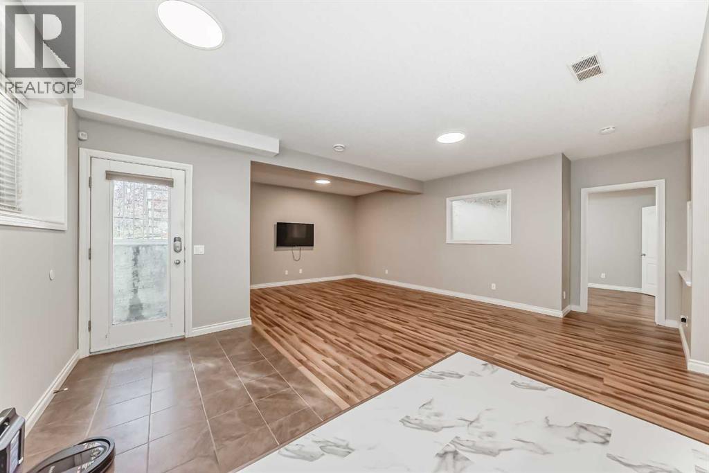75 Cougar Ridge Heights Sw, Calgary, Alberta  T3H 4X5 - Photo 31 - A2266429
