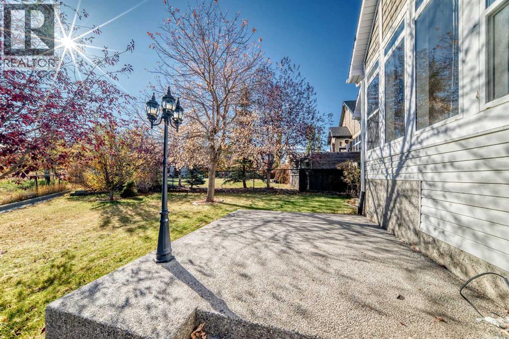 75 Cougar Ridge Heights Sw, Calgary, Alberta  T3H 4X5 - Photo 41 - A2266429
