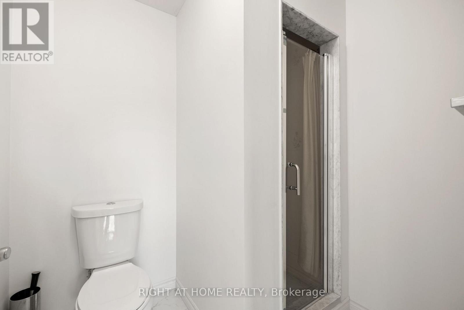 7 Lord Simcoe Drive, Brampton, Ontario  L6S 5G4 - Photo 28 - W12477596