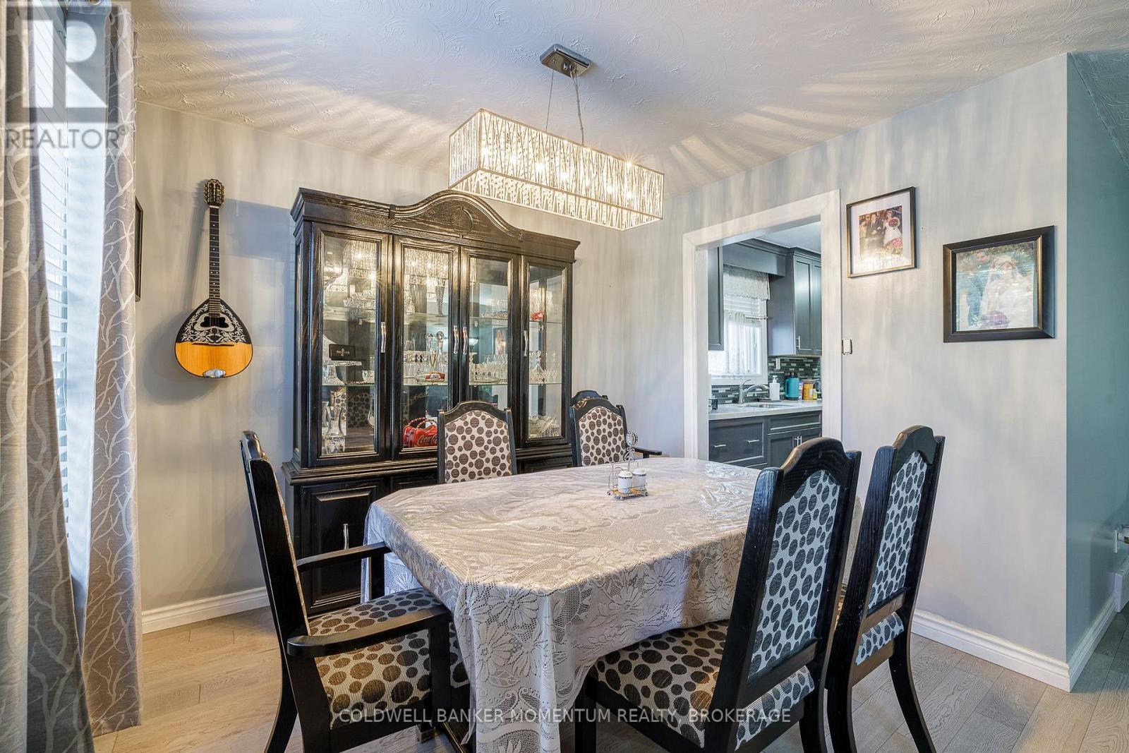 4 Kerwin Gate, St. Catharines (Lakeport), Ontario  L2N 4J8 - Photo 10 - X12477603