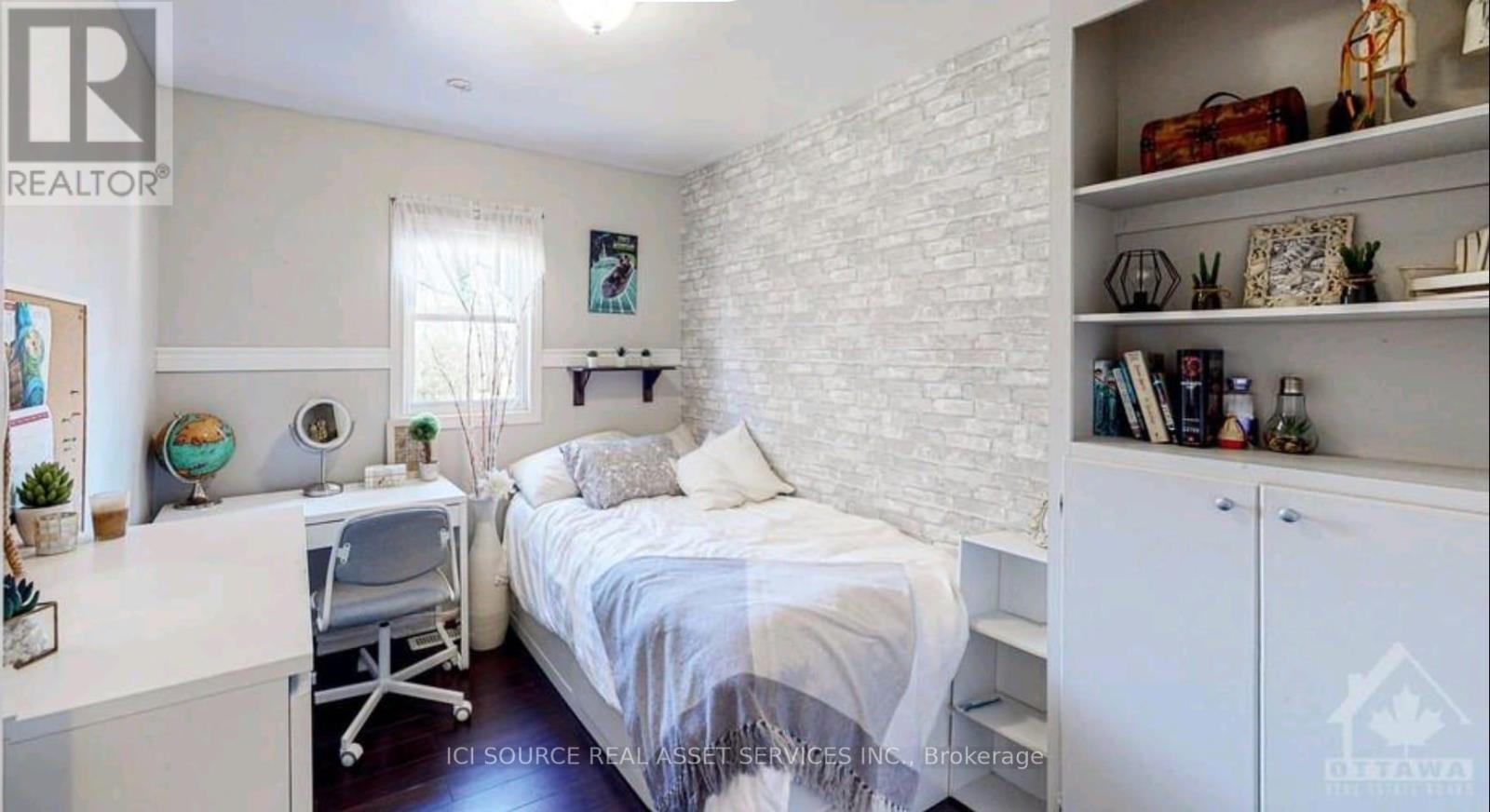 12400 County Rd 18, South Dundas, Ontario  K0C 2H0 - Photo 6 - X12477598