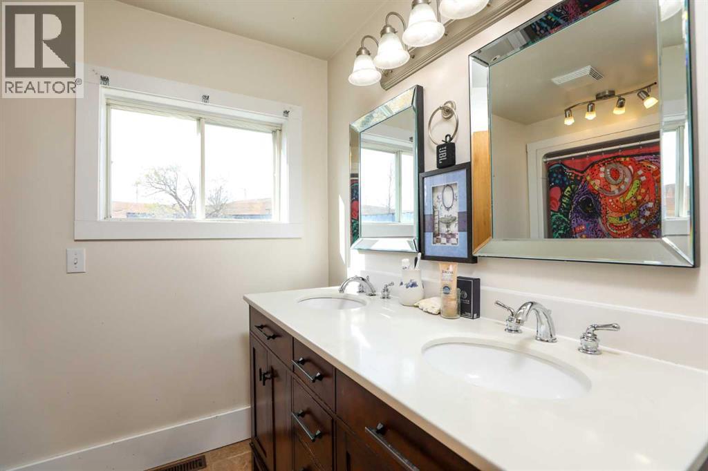 1411 Twp Rd 7-3 Road, Rural Pincher Creek No. 9, Alberta  T0K 1W0 - Photo 23 - A2266118