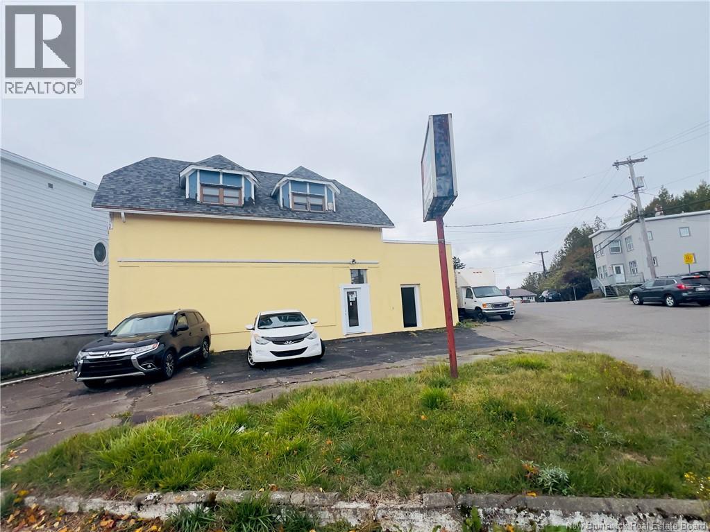 341 Douglas Avenue, Saint John, New Brunswick  E2K 1E9 - Photo 5 - NB129027
