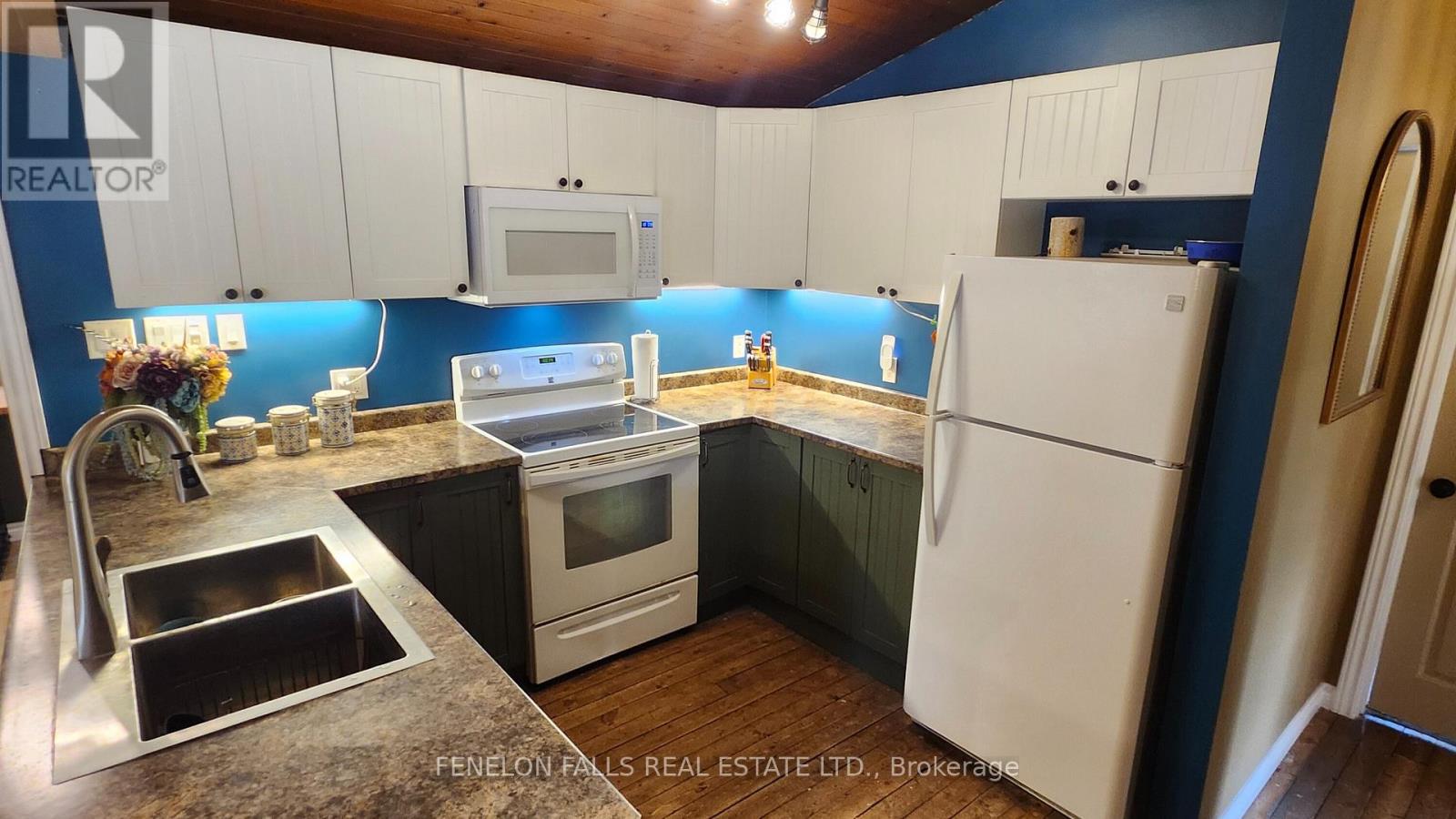 117 Echo Bay Road, Kawartha Lakes, Ontario  K0M 1A0 - Photo 11 - X12474485