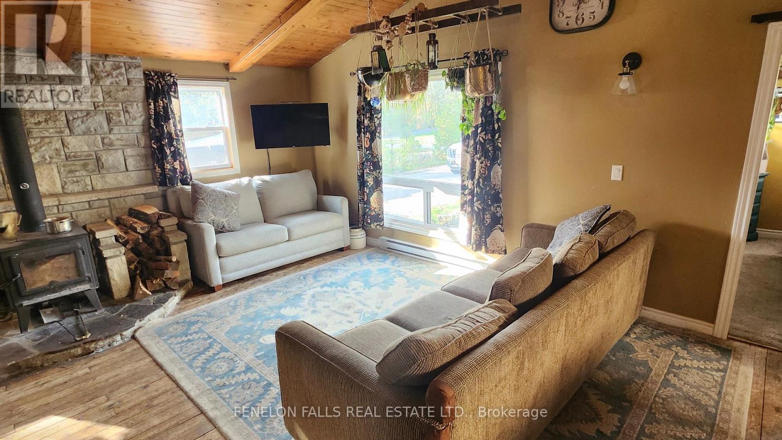 117 Echo Bay Road, Kawartha Lakes, Ontario  K0M 1A0 - Photo 12 - X12474485