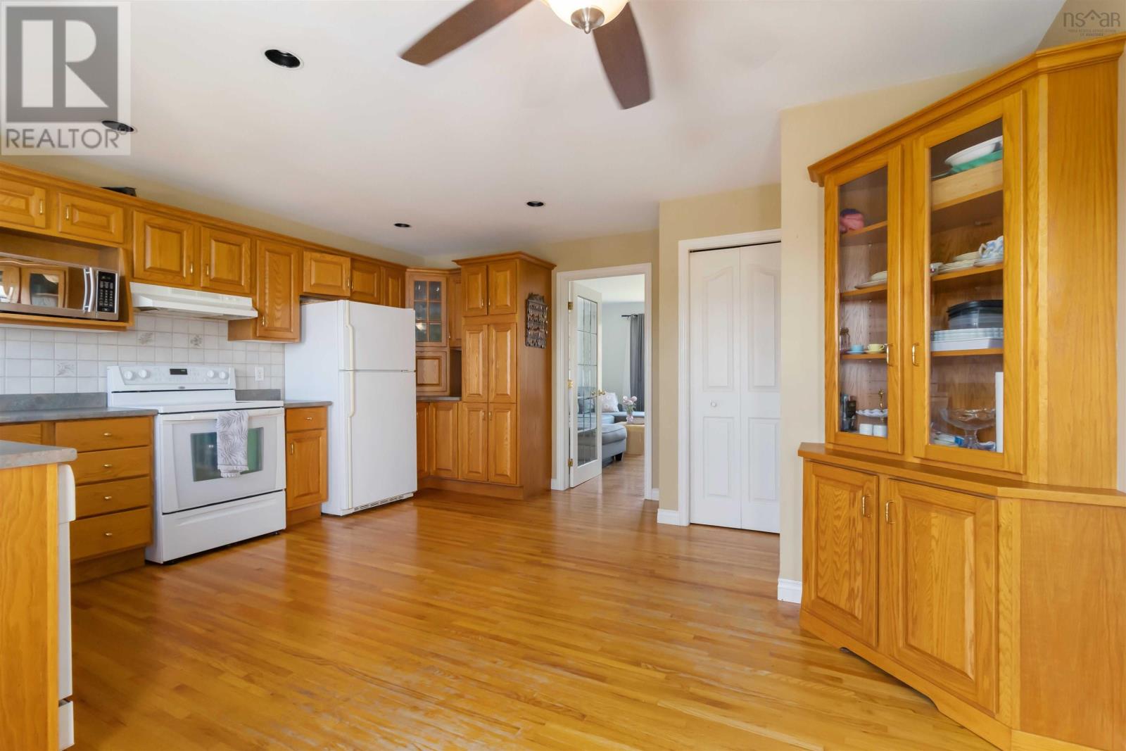 74 Russell Lake Drive, Dartmouth, Nova Scotia  B2W 6E7 - Photo 22 - 202522886