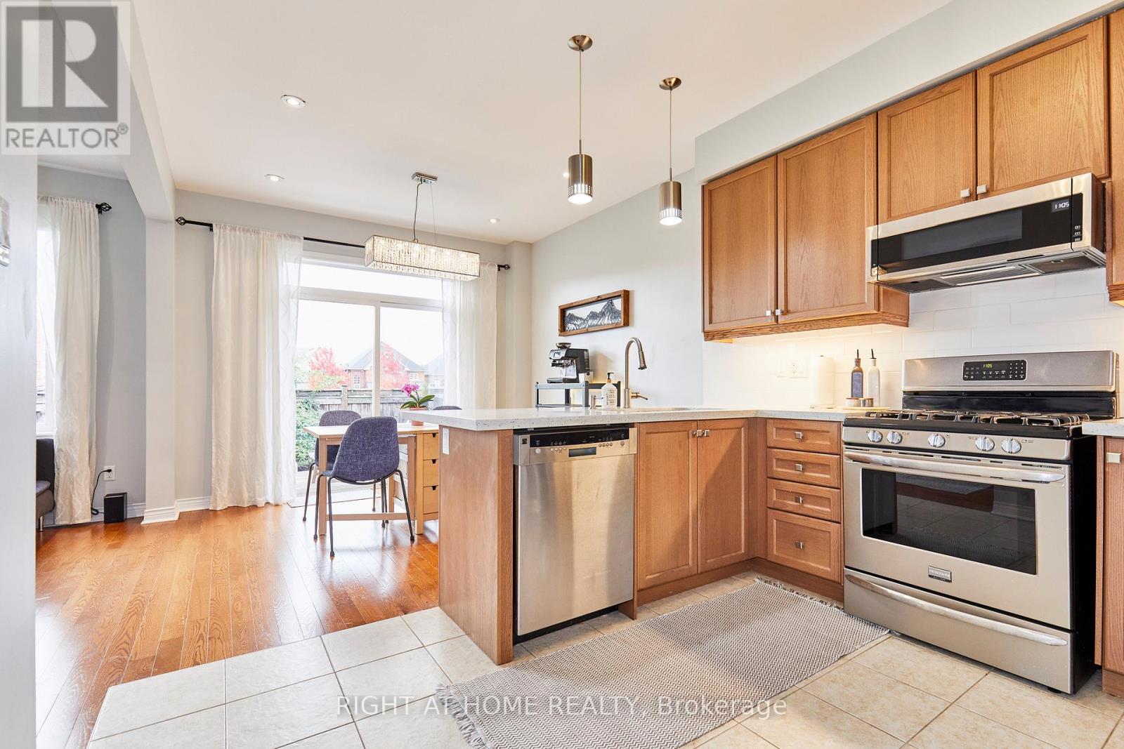 71 Keith-Wright Crescent, Ajax, Ontario  L1Z 0P9 - Photo 16 - E12477621