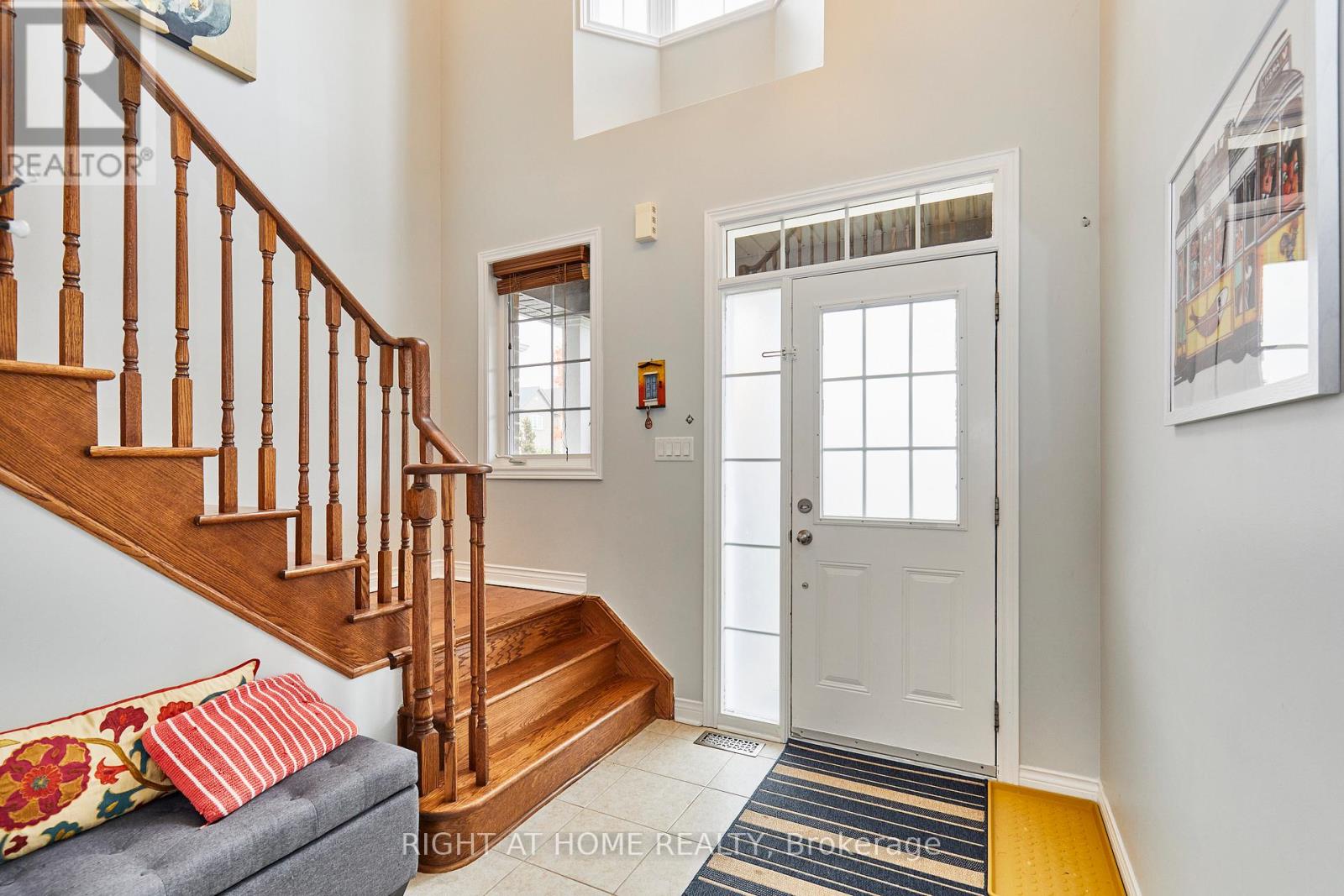 71 Keith-Wright Crescent, Ajax, Ontario  L1Z 0P9 - Photo 4 - E12477621