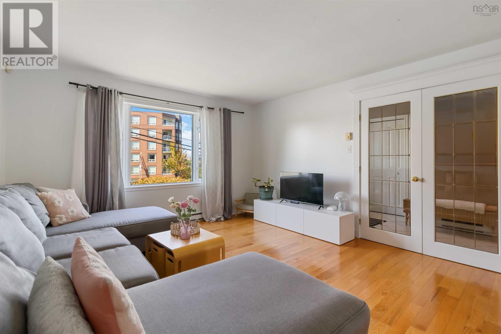 74 Russell Lake Drive, Dartmouth, Nova Scotia  B2W 6E7 - Photo 8 - 202522886