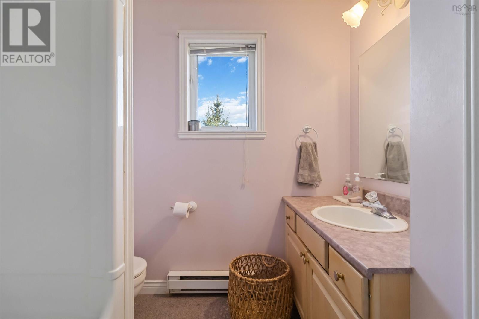 74 Russell Lake Drive, Dartmouth, Nova Scotia  B2W 6E7 - Photo 30 - 202522886