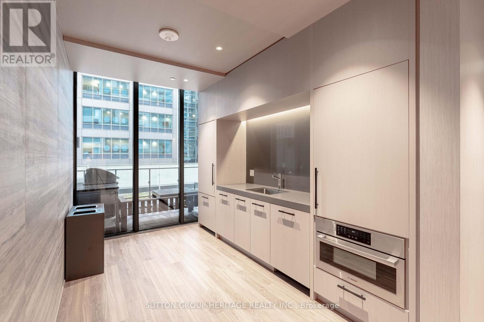 4006 - 20 Lombard Street, Toronto, Ontario  M5C 1M1 - Photo 27 - C12477622