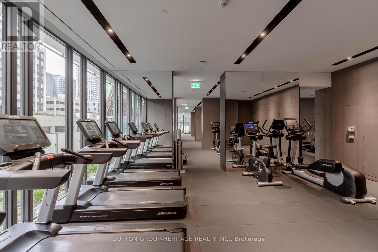 4006 - 20 Lombard Street, Toronto, Ontario  M5C 1M1 - Photo 35 - C12477622