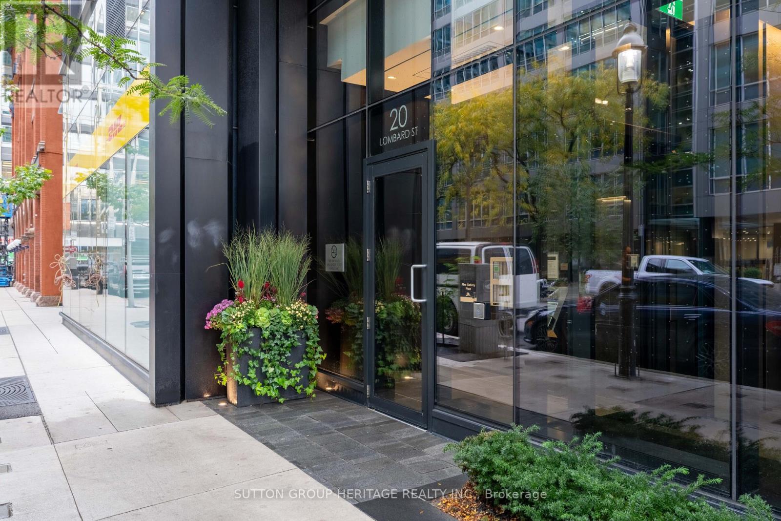 4006 - 20 Lombard Street, Toronto, Ontario  M5C 1M1 - Photo 48 - C12477622
