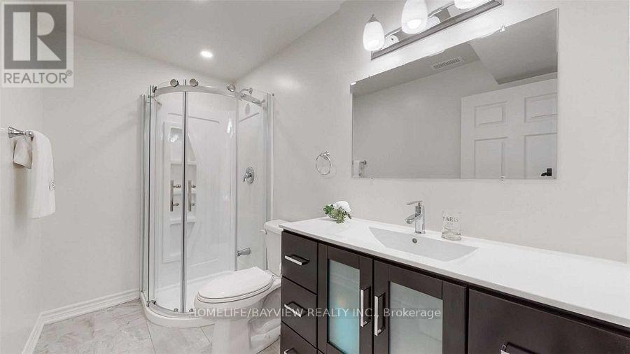 29 Farmhouse Crescent, Richmond Hill, Ontario  L4E 0S7 - Photo 13 - N12477607