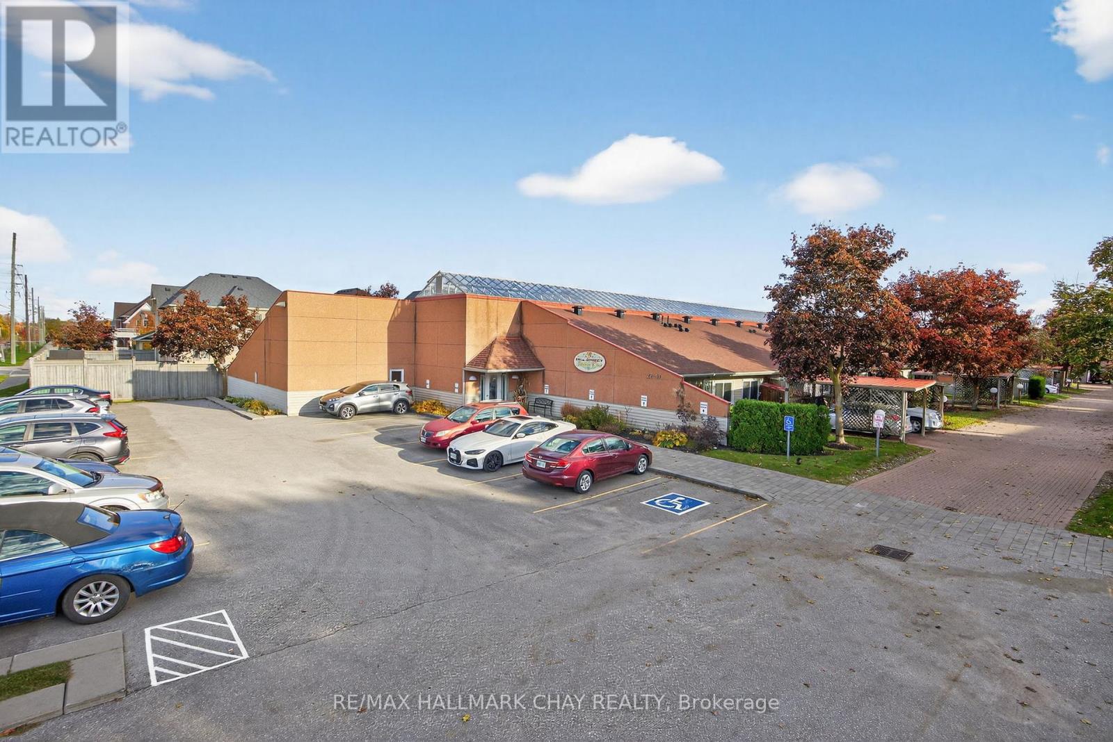 40 - 77 Mill Street E, New Tecumseth, Ontario  L0G 1W0 - Photo 1 - N12477608
