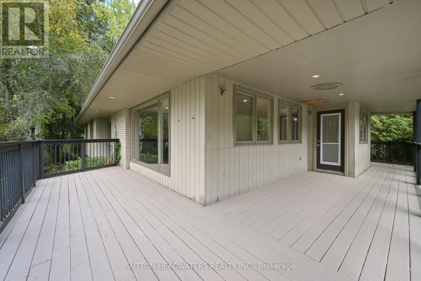 5 Cedar Drive, Caledon, Ontario  L7K 1H4 - Photo 13 - W12477606