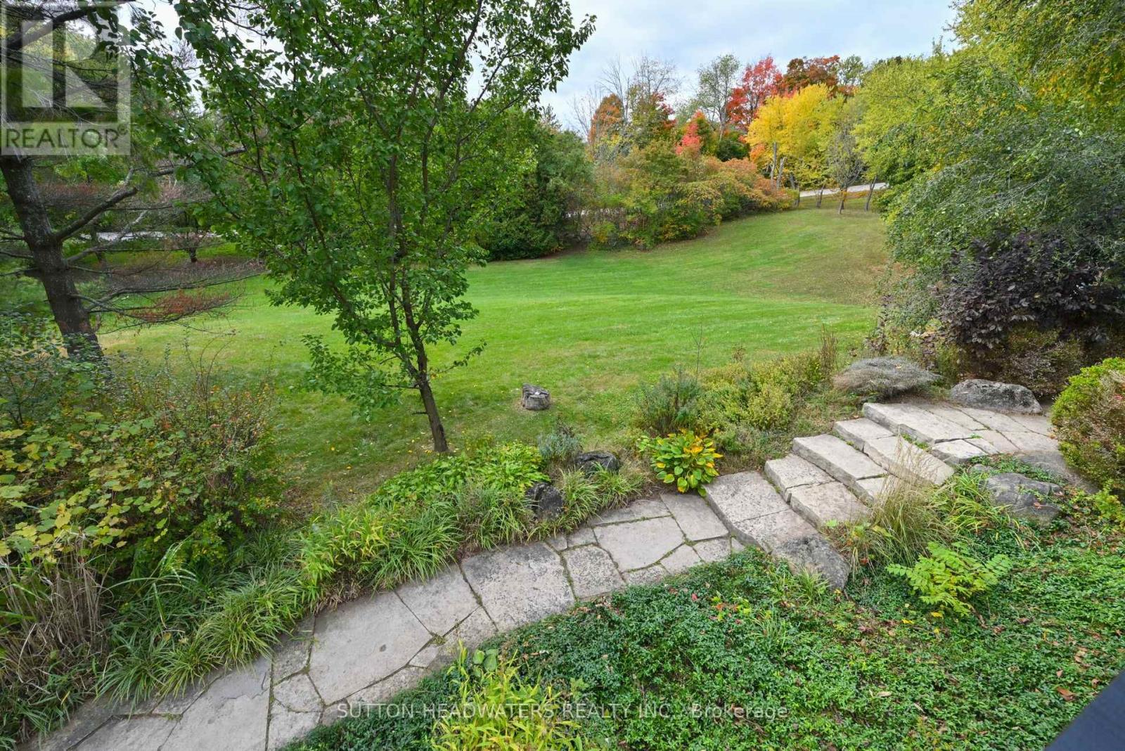 5 Cedar Drive, Caledon, Ontario  L7K 1H4 - Photo 35 - W12477606