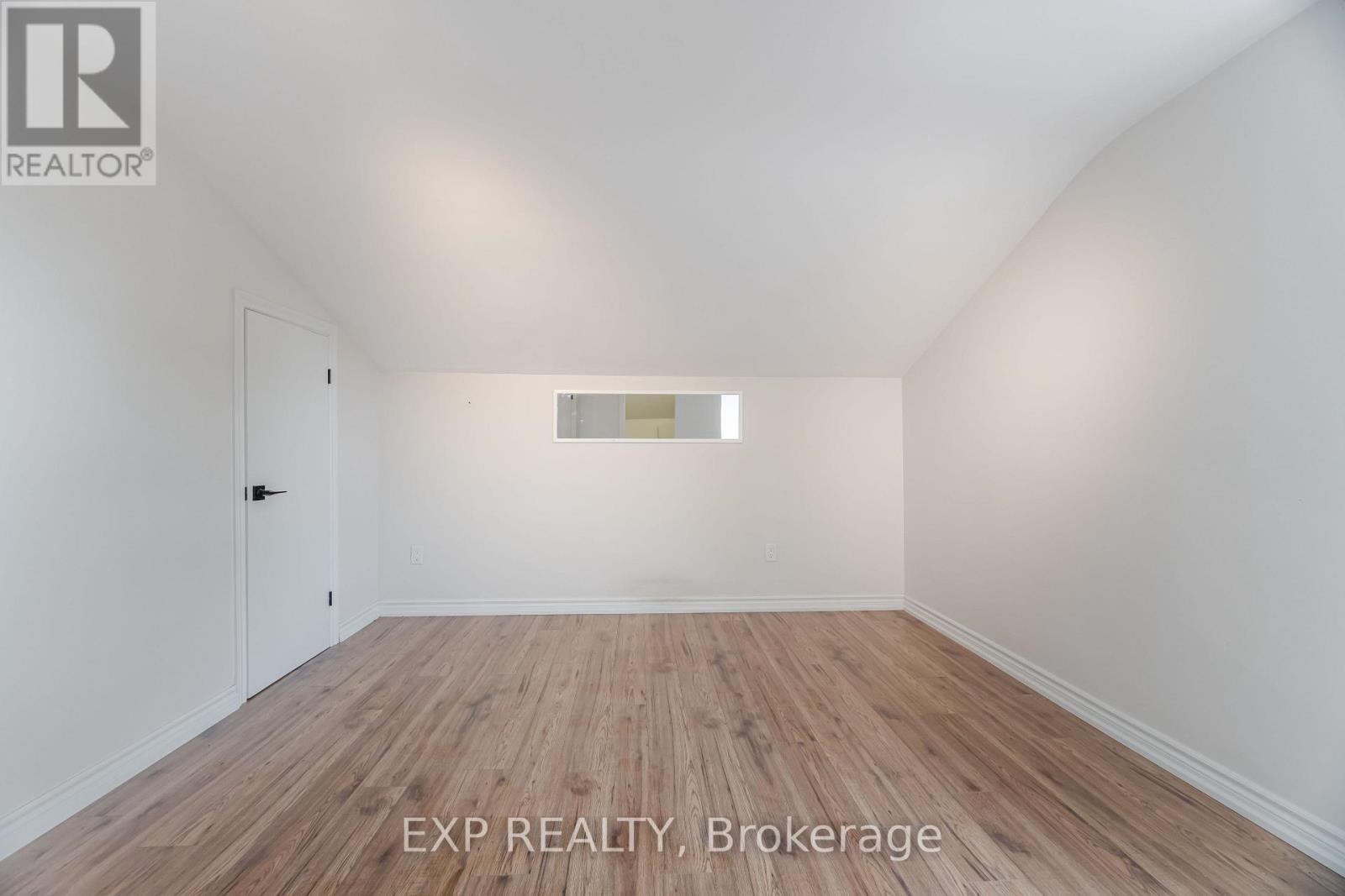 2nd And 3rd Floor - 84 Earlscourt Avenue, Toronto (Corso Italia-Davenport), Ontario  M6E 4A9 - Photo 5 - W12476728