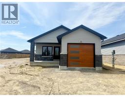 216 IRONWOOD TRAIL, Chatham, Ontario