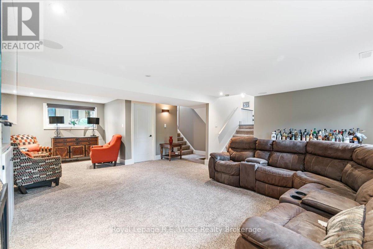 32 Devon Court, Tillsonburg, Ontario  N4G 4K6 - Photo 15 - X12427789