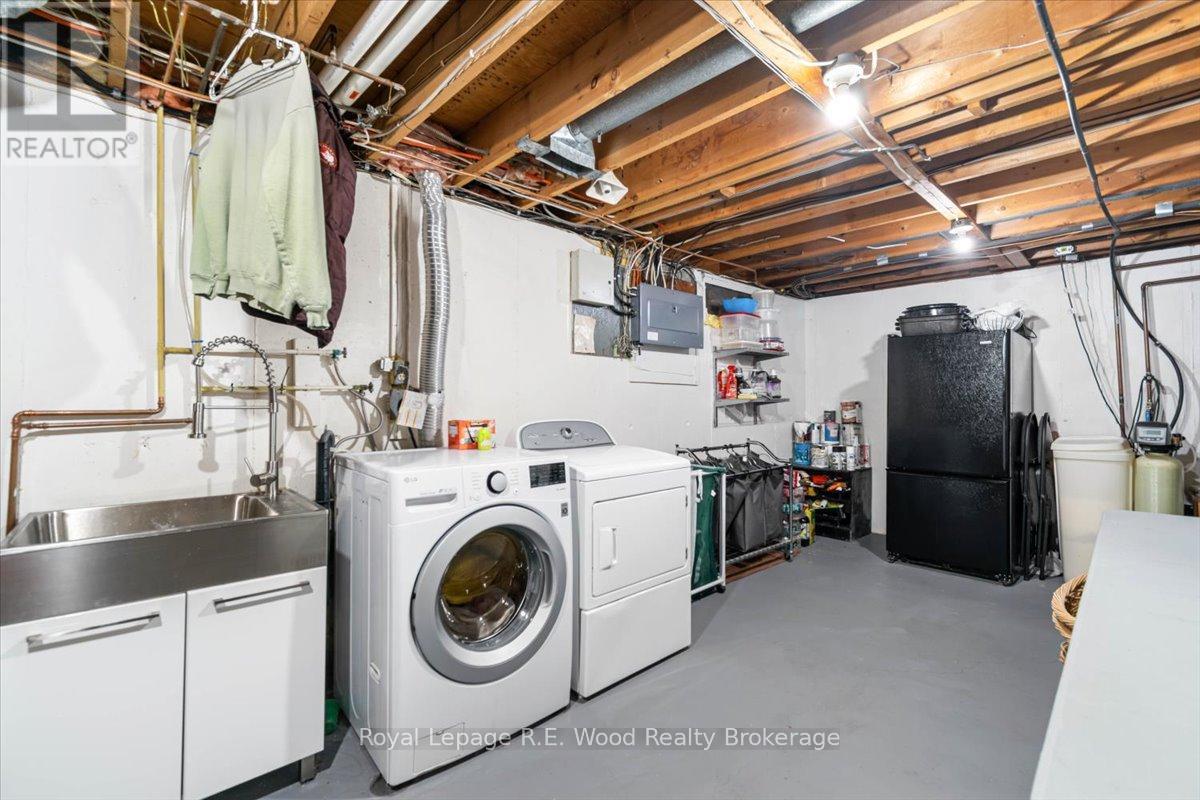 32 Devon Court, Tillsonburg, Ontario  N4G 4K6 - Photo 18 - X12427789