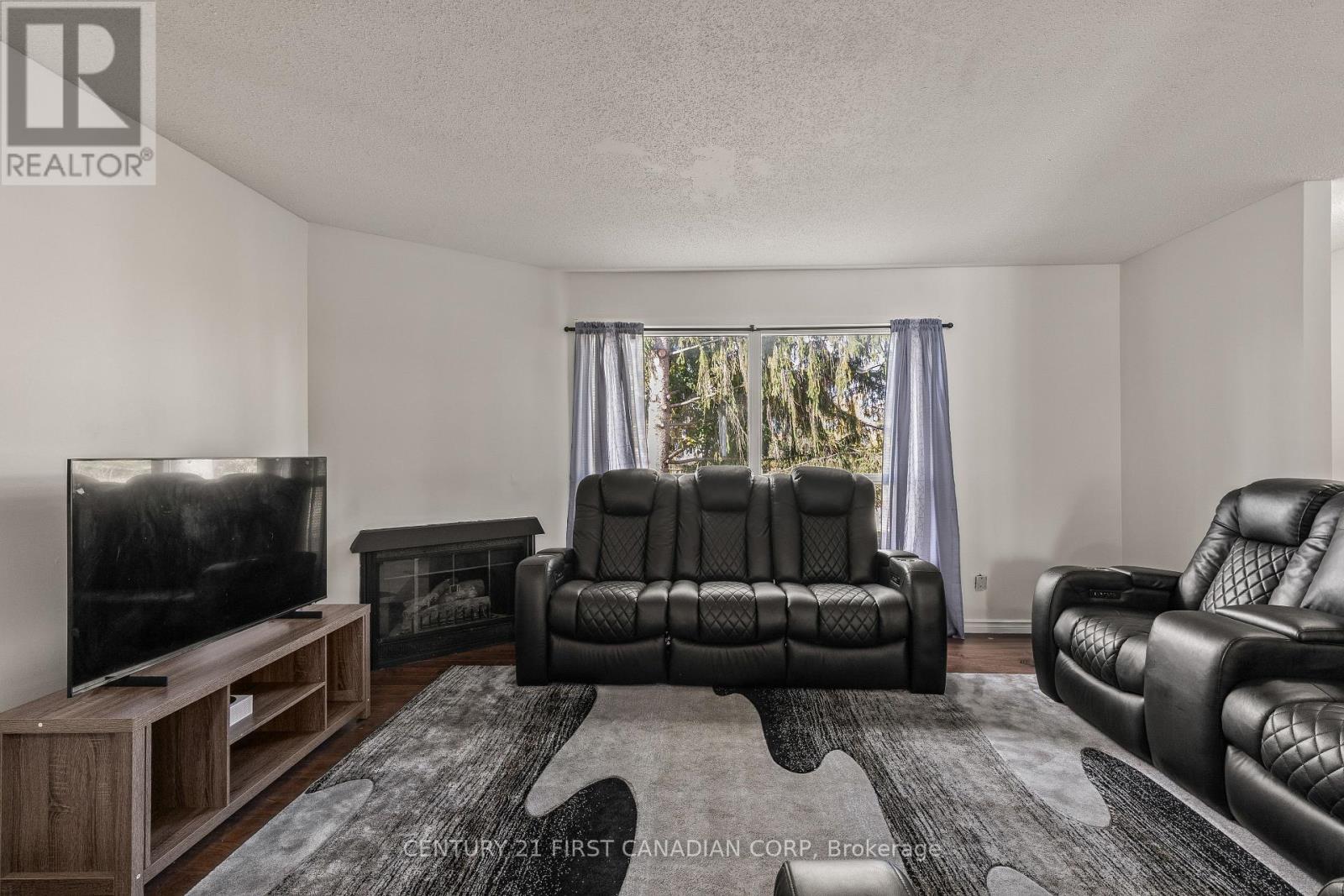 36 - 595 Third Street, London East, Ontario  N6B 1R4 - Photo 11 - X12477625