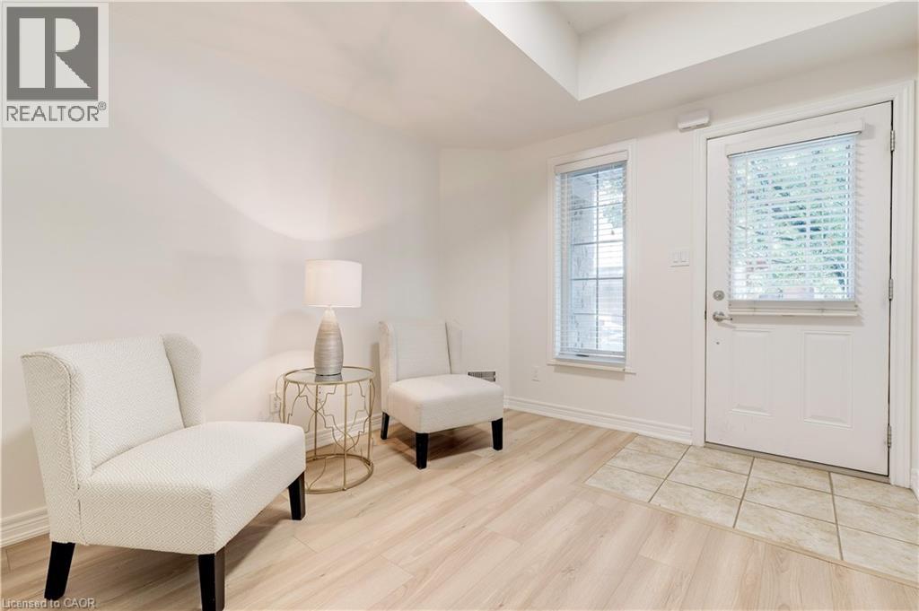628 Garibaldi Common, Burlington, Ontario  L7L 0E2 - Photo 4 - 40780600
