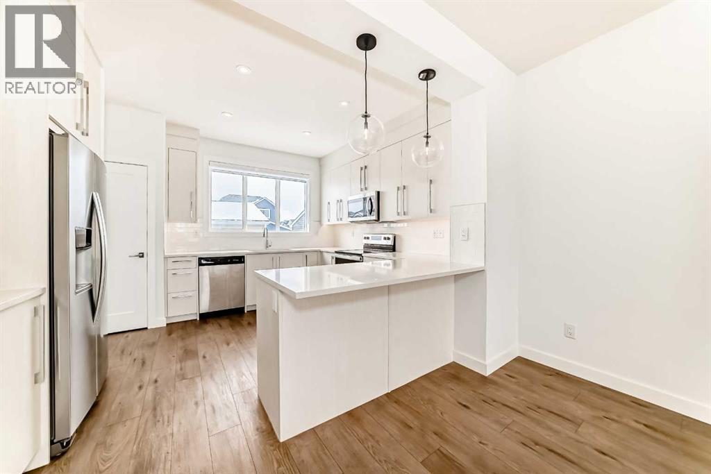 106 Dawson Harbour Grove, Chestermere, Alberta  T1X 2S4 - Photo 7 - A2234581