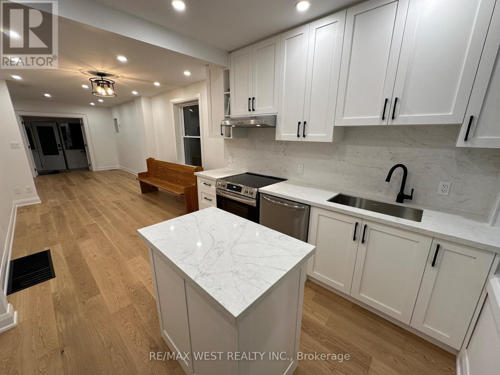 81 Kent Road, Toronto, Ontario  M4L 2X5 - Photo 18 - E12469197