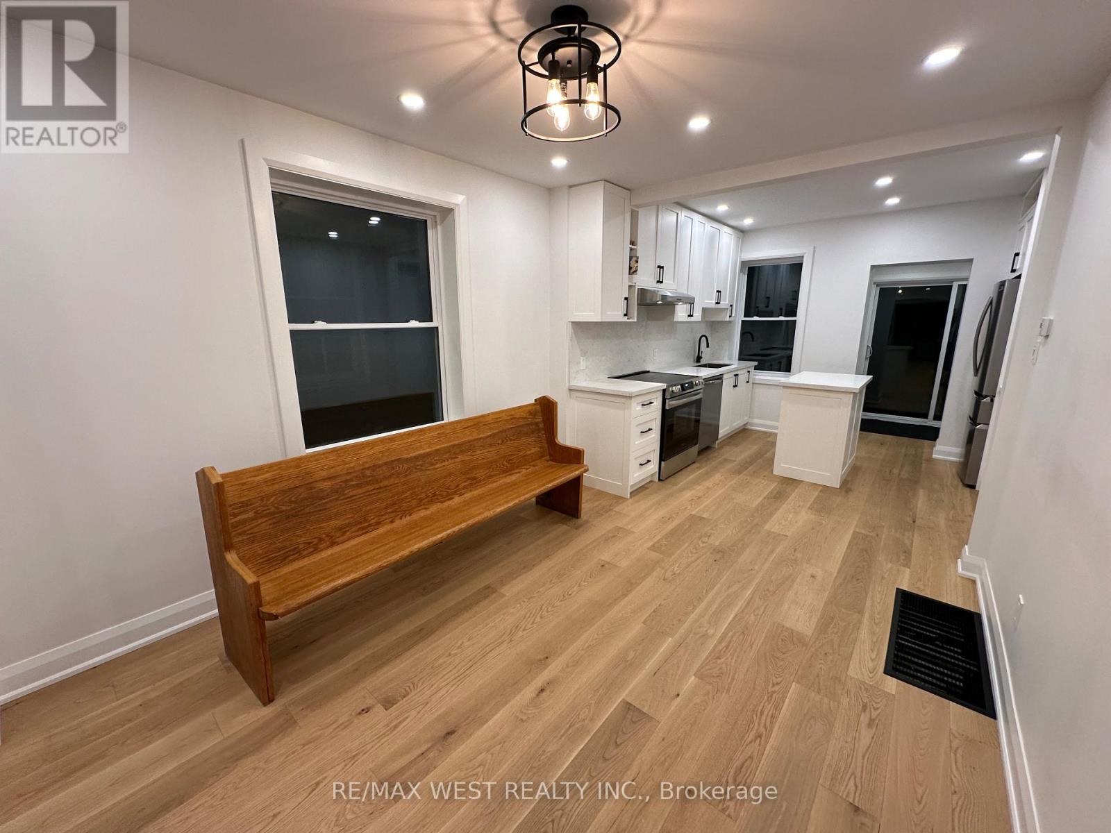 81 Kent Road, Toronto, Ontario  M4L 2X5 - Photo 3 - E12469197