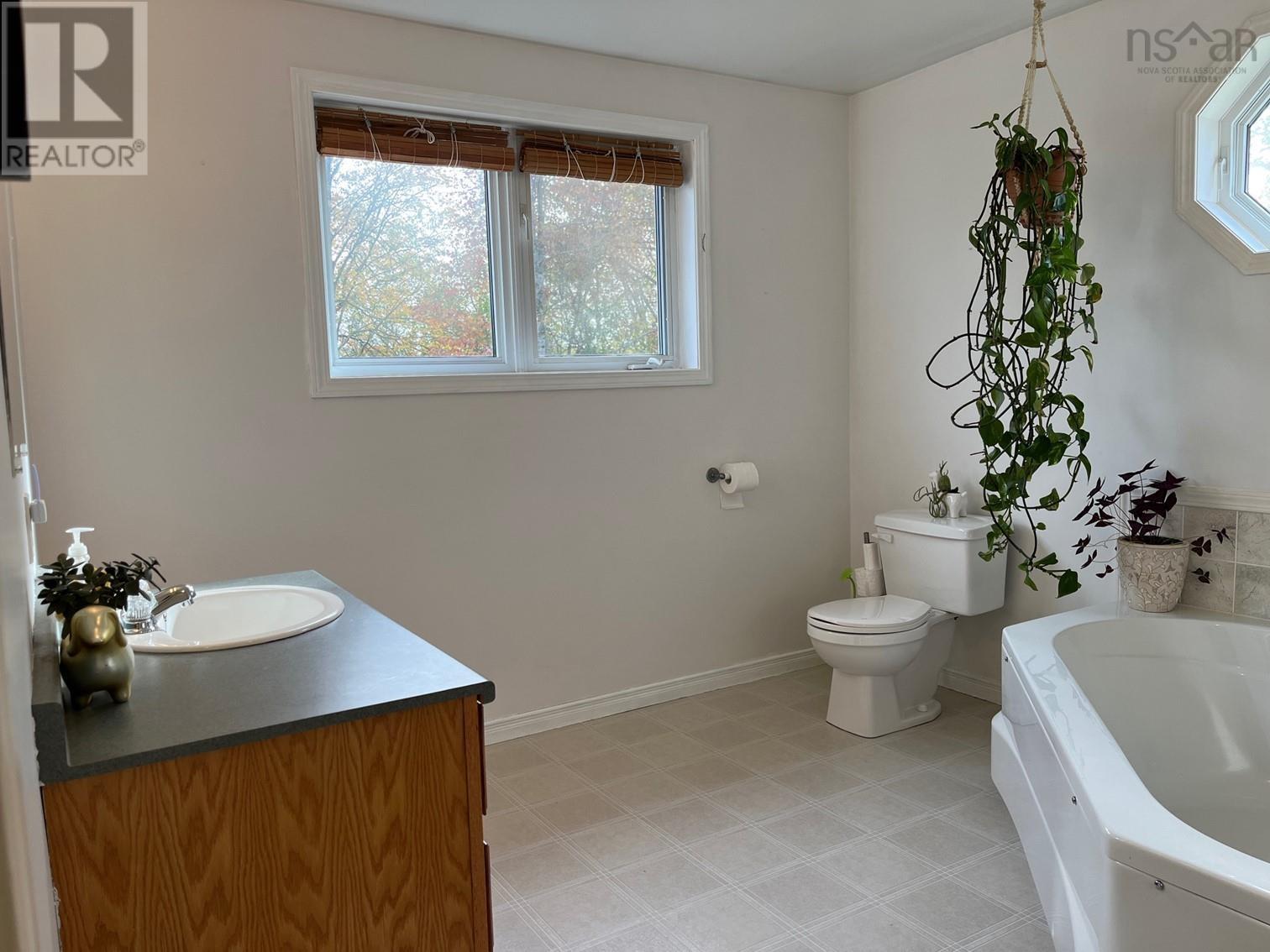 33 Kirk Road, Middle Stewiacke, Nova Scotia  B0N 1C0 - Photo 15 - 202526165