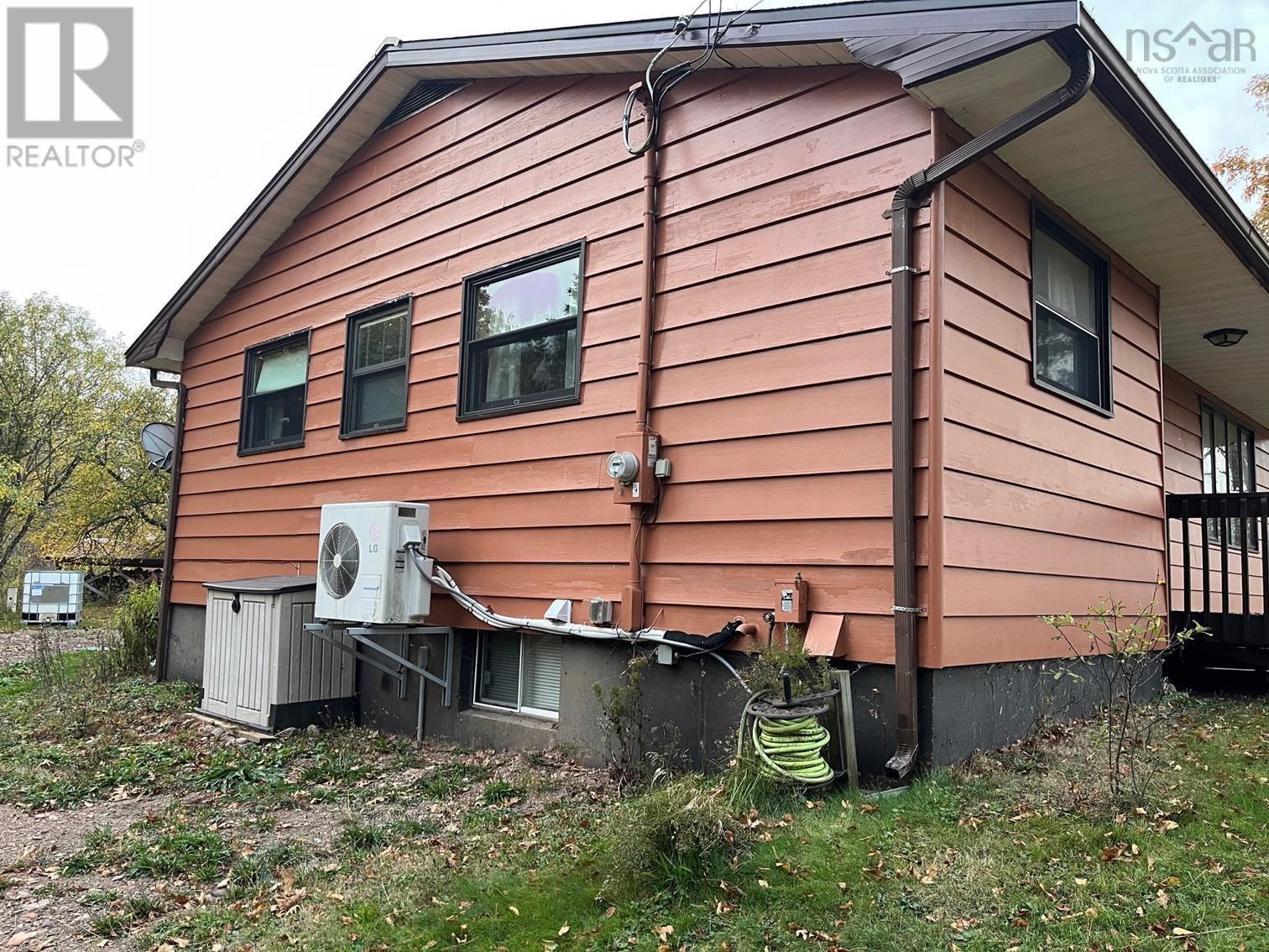 2382 Highway 289, Middle Stewiacke, Nova Scotia  B0N 1C0 - Photo 3 - 202526166