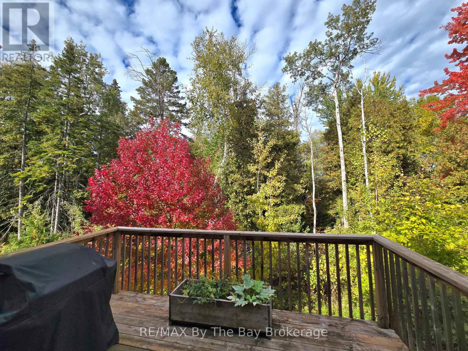 Upper - 93 Allegra Drive, Wasaga Beach, Ontario  L9Z 1P2 - Photo 21 - S12475195