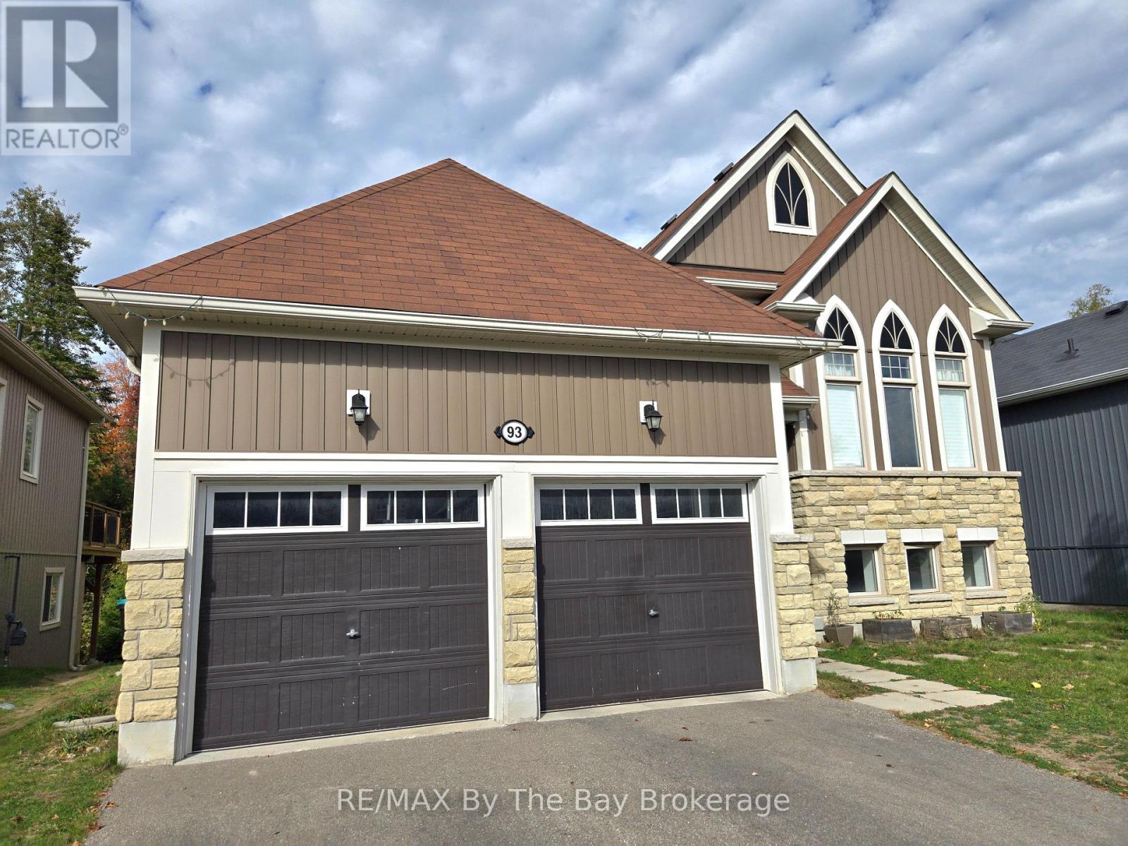 Upper - 93 Allegra Drive, Wasaga Beach, Ontario  L9Z 1P2 - Photo 2 - S12475195