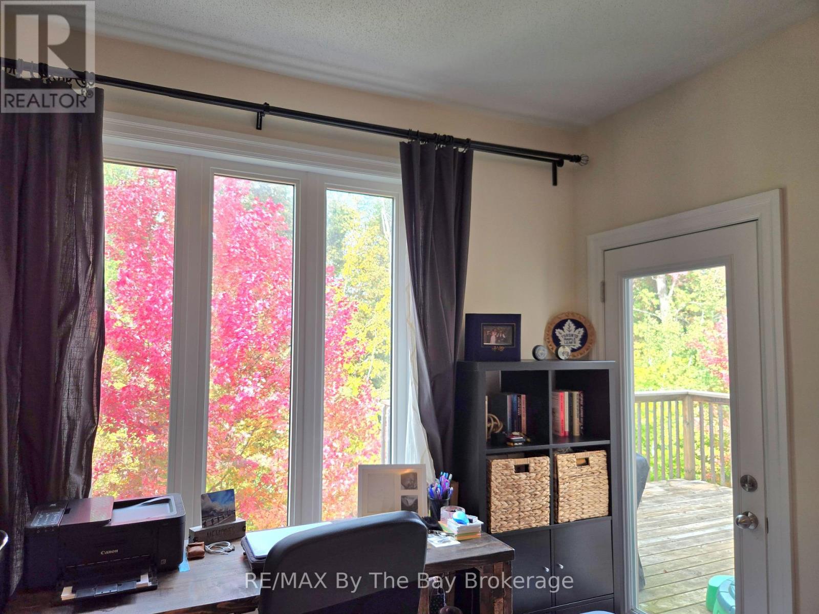 Upper - 93 Allegra Drive, Wasaga Beach, Ontario  L9Z 1P2 - Photo 20 - S12475195