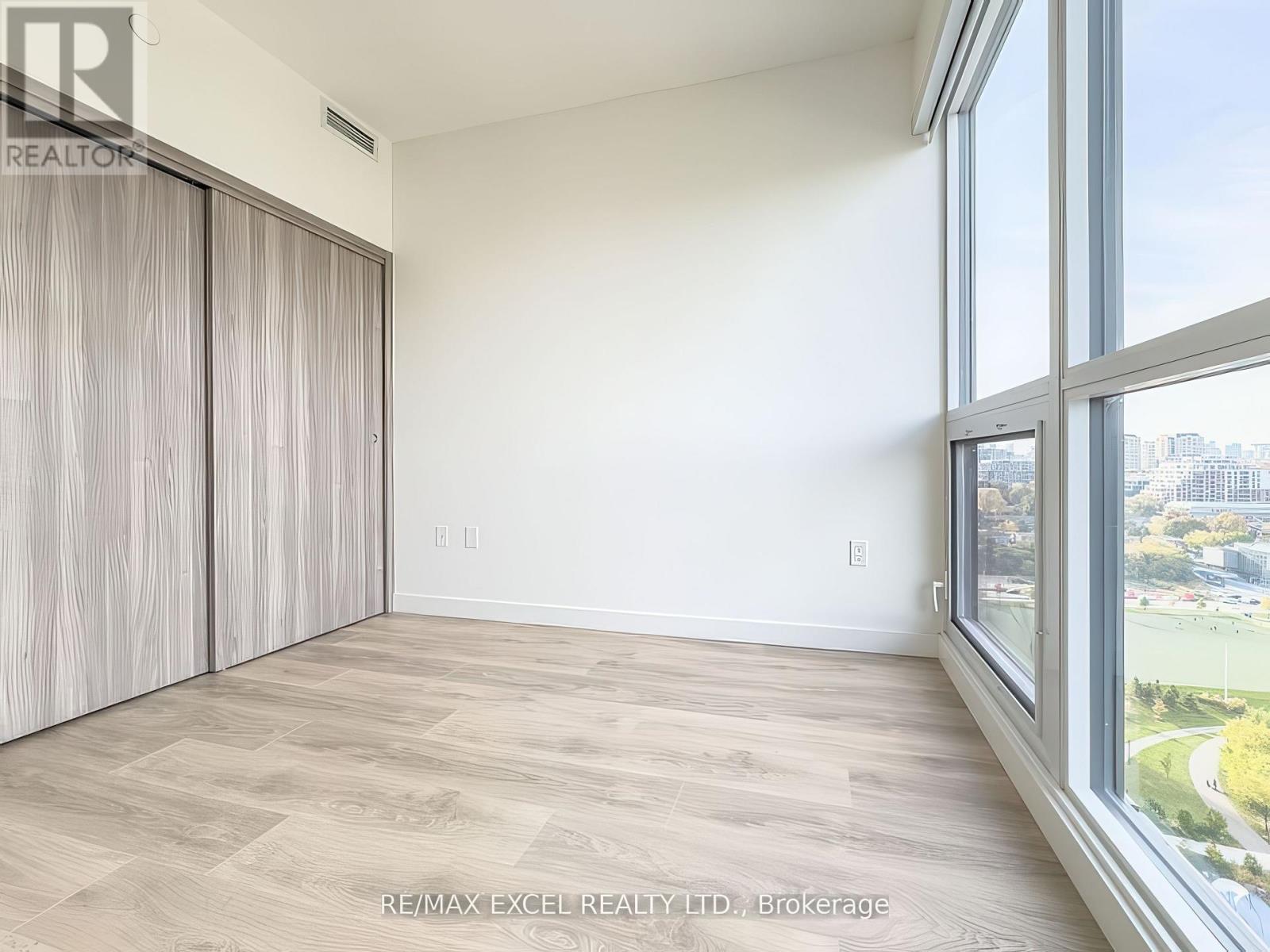 2209 - 95 Mcmahon Drive, Toronto, Ontario  M2K 0H2 - Photo 23 - C12475193