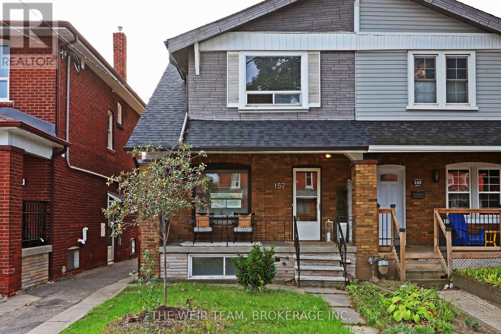 157 Mortimer Avenue, Toronto, Ontario  M4J 2C4 - Photo 1 - E12477627
