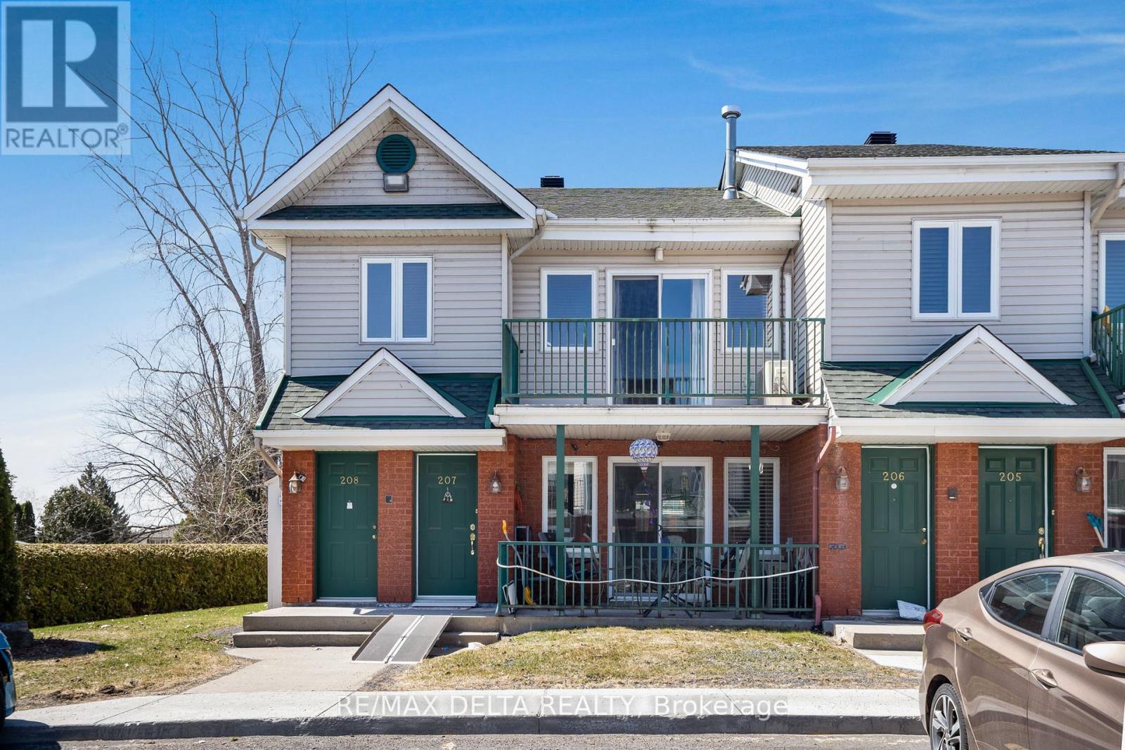 208 - 2927 Laurier Street, Clarence-Rockland, Ontario  K4K 1T8 - Photo 1 - X12224053