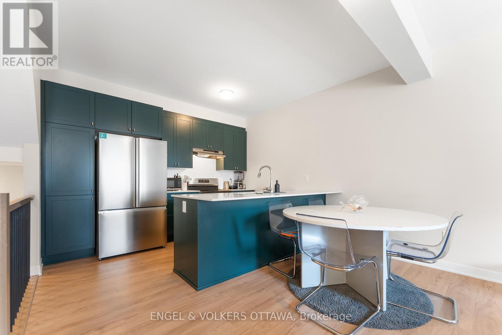 328 Catsfoot Walk, Ottawa, Ontario  K2J 7G7 - Photo 7 - X12323535