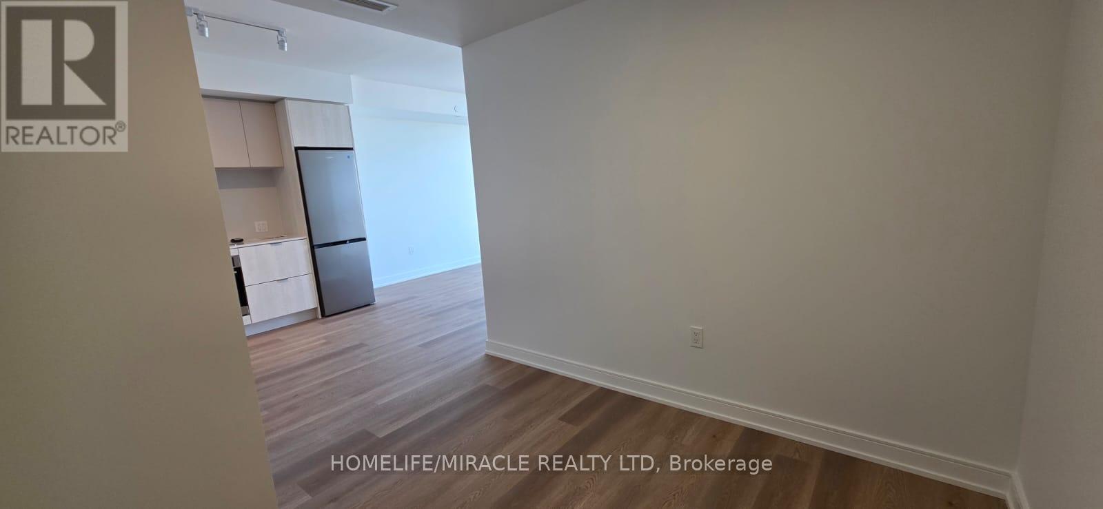 1712 - 3009 Novar Road, Mississauga, Ontario  L5B 1H7 - Photo 10 - W12476103